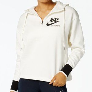 Nike Half Zip